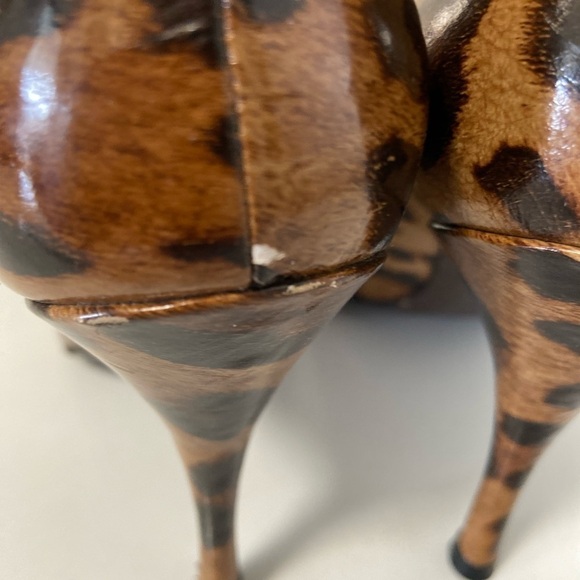 Stuart Weitzman 8.5 cheetah leopard print sexy open toed heels $100 - Picture 6 of 10